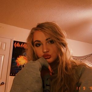 Meet your Posher, Amaris